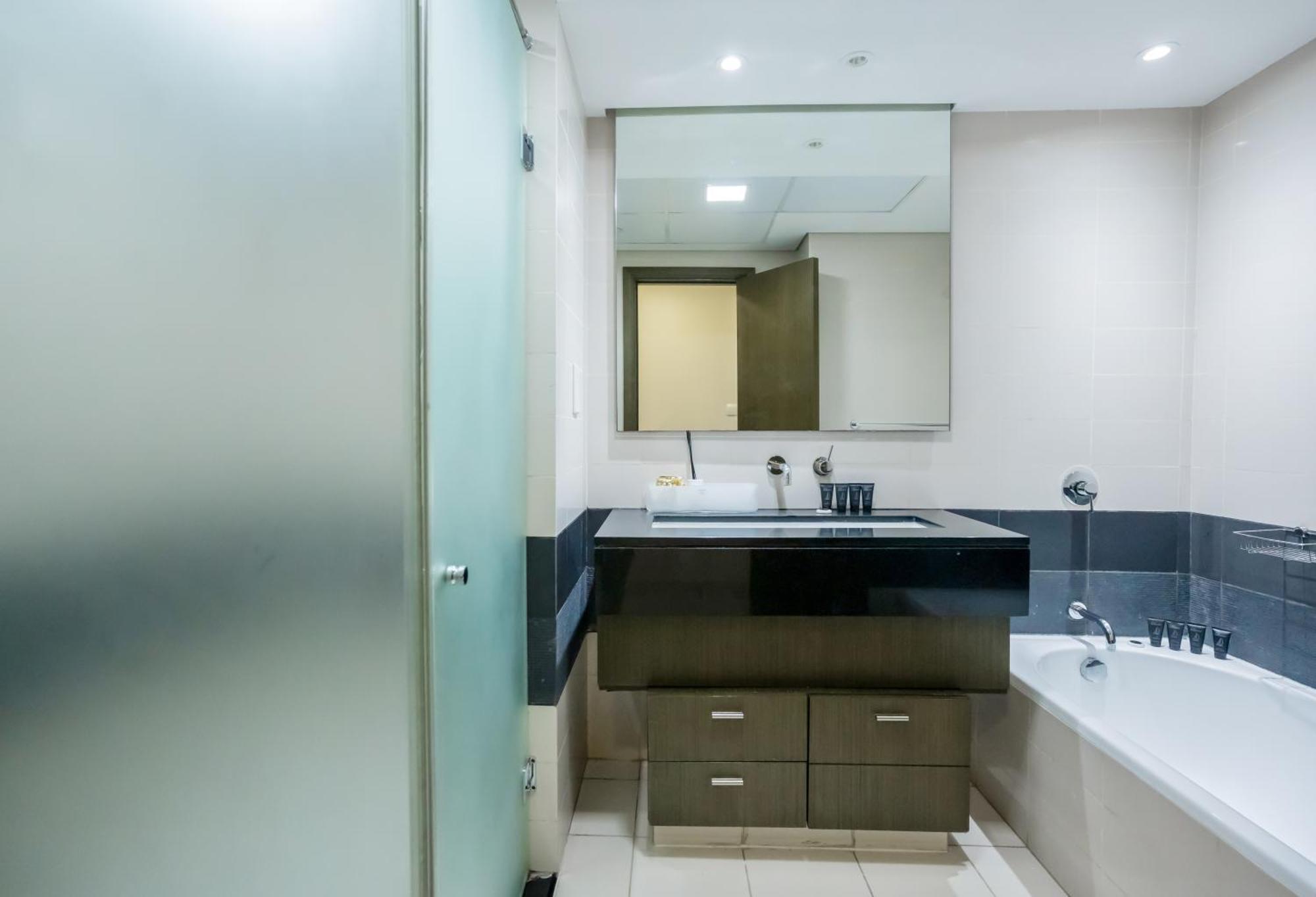 הוילה Vacay Lettings - Loft Downtown דובאי מראה חיצוני תמונה